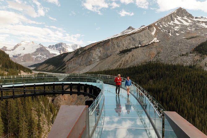 Columbia Icefield Tour with Glacier Skywalk - Weather, clothing, and practical comfort