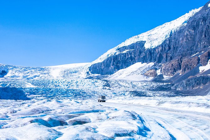 Columbia Icefield Tour with Glacier Skywalk from Calgary - Lunch at the icefield