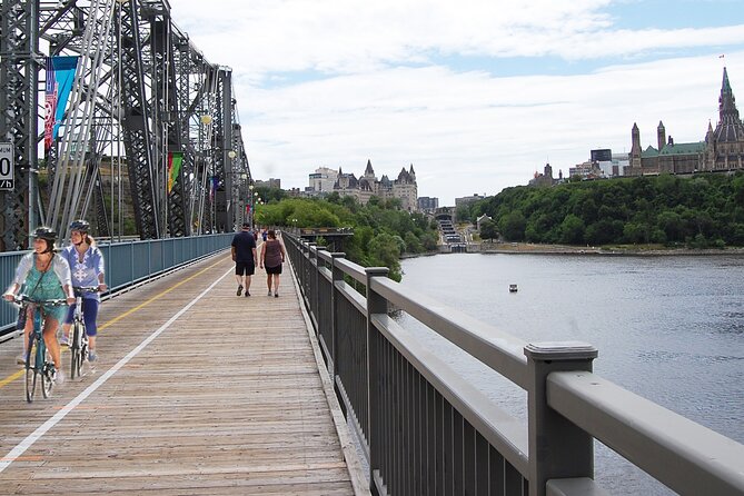 Cycling Ottawa's 200th Anniversary, self-guided - Choosing a bike for four hours on Ottawa’s paths