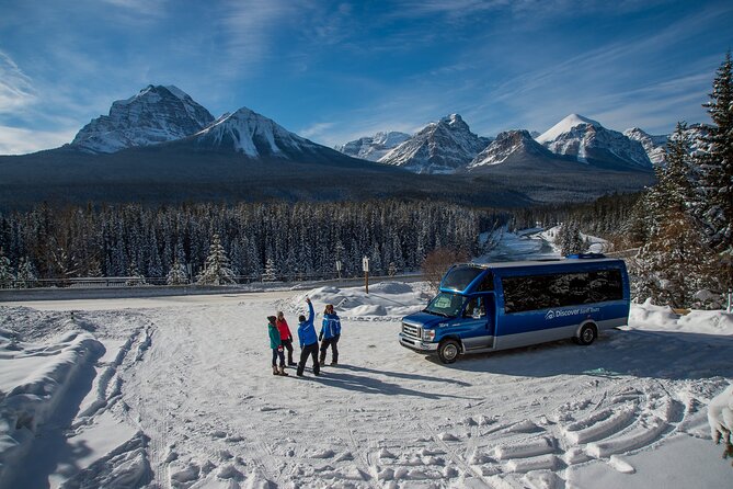 Discover Lake Louise and Yoho In Winter - Hot chocolate makes a practical winter break