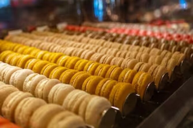 Downtown Vancouver Sinners and Sweets Tour With VIP Access - Four things to know before you go