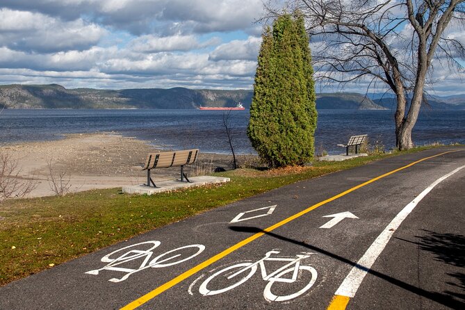 E-bike Rental - 3 hour along the shoreline Bike Path - Starting at 900 Rue Mars near the cruise terminal