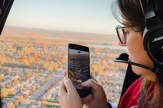Fly over the City of Ottawa in a Helicopter - Alexandra Bridge and Parliament Hill