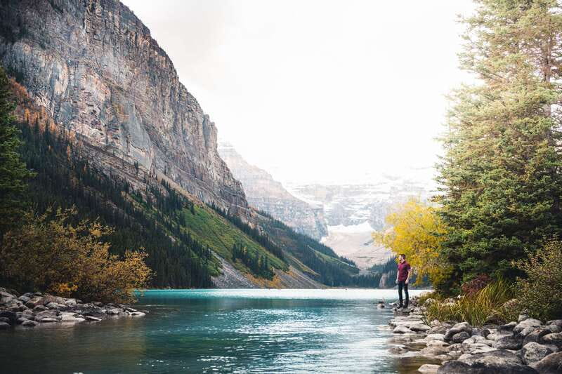 From Banff: Lake Louise and Moraine Lake Sightseeing Tour - Timing, crowds, and the price tradeoff