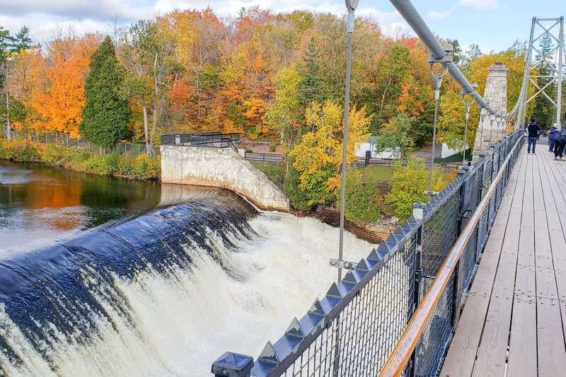 From Montreal: Quebec City and Montmorency Falls Day Trip - Final verdict: a smart one-day introduction