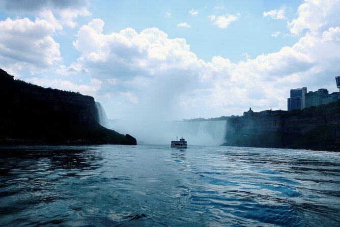 From Toronto: Niagara Falls Day Tour with Optional Boat Cruise - Hornblower cruise: the wettest twenty minutes