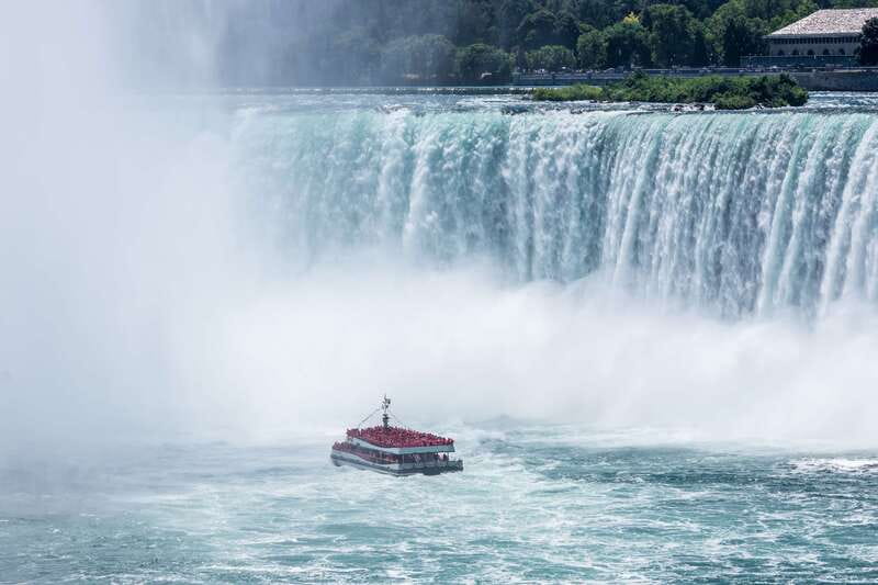 From Toronto: Niagara Falls Evening Tour With Boat Cruise - The ride back to Toronto