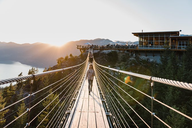 From Vancouver: Whistler & Sea to Sky Gondola with Shannon Falls - Shannon Falls: a quick stop with real impact