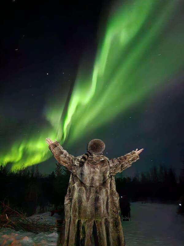 From Yellowknife: Aurora Borealis Tour with Cozy Cabin Base - A short ride from Yellowknife to the Cozy Cabin