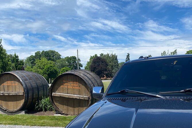 Full-Day Group Wine Tour (with cheese and charcuterie) in Niagara-on-the-Lake - De Simone Vineyards: an intimate first pour