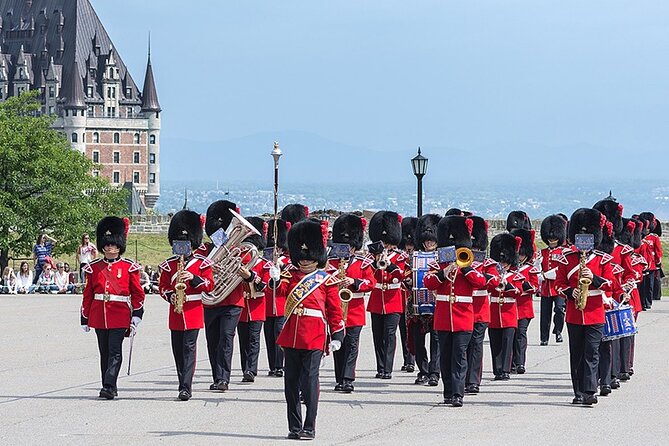Full-Day Quebec City Tour plus Sightseeing Cruise - Petit Champlain and free time in the old city