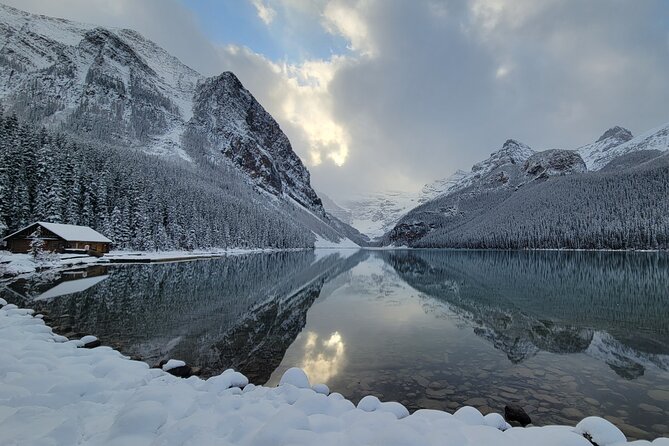 Glaciers, Mountains & Lakes - Why this Calgary to Banff day trip works