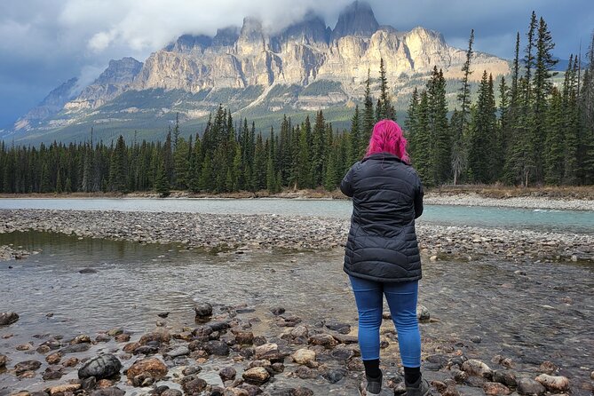 Glaciers, Mountains & Lakes - Lake Louise: one hour and 15 minutes by the water