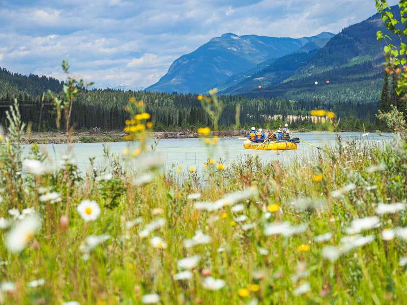 Golden, BC: Kicking Horse River Family Rafting with Lunch - Rafting 14 kilometres through the Upper Canyon