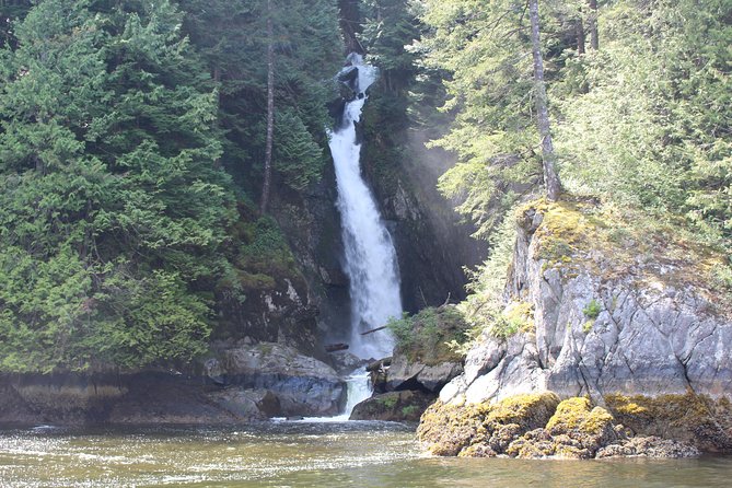Granite Falls Zodiac Tour by Vancouver Water Adventures - Vancouver Harbour, Canada Place, and Seaspan