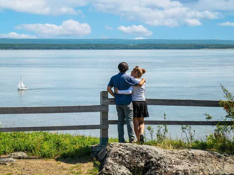 Grosse-Île: Irish Immigrant Memorial Cruise & Tour - A six-hour day, with a few practical limits