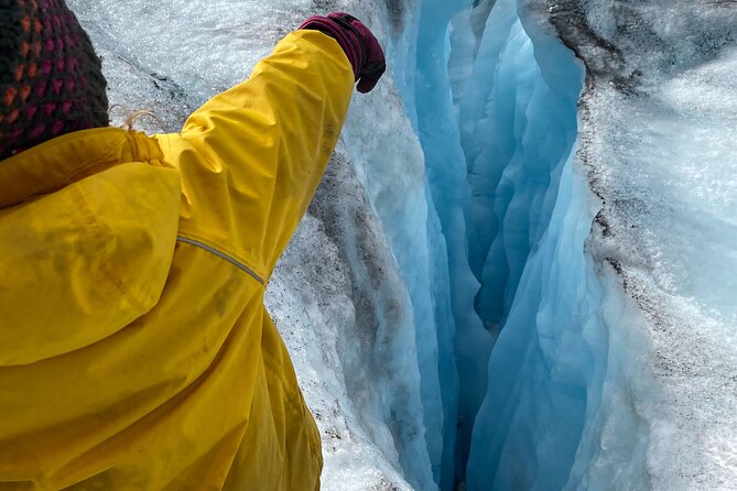Guided Glacier Hike on The Athabasca with IceWalks - Weather, clothing, and equipment