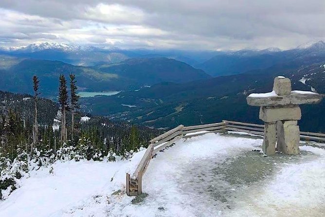Guided Sightseeing Tour in Vancouver, Shannon Falls and Whistler - Starting in Vancouver with Stanley Park and Hollywood North