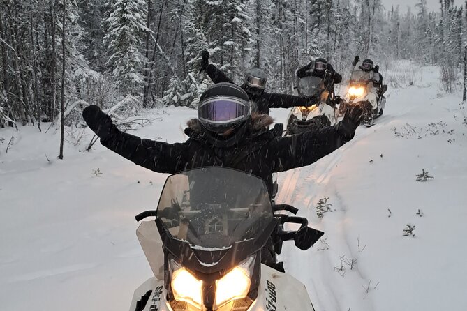 Guided Snowmobile Adventure - Starting in Yellowknife with a practical briefing