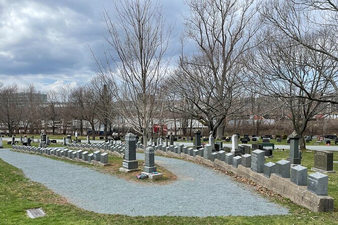 Half Day Small Group Tour in Peggy's Cove and Titanic Cemetery - What Makes Fairview Lawn Cemetery Different