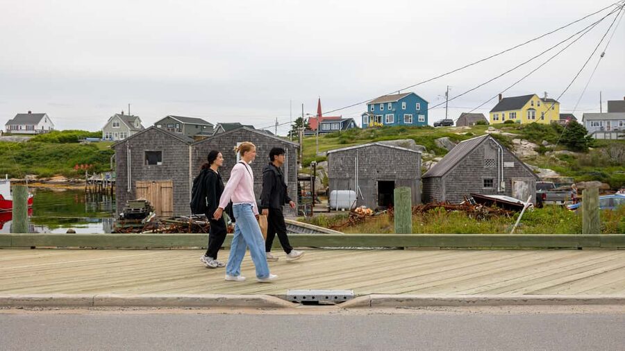 Halifax Guided Driving Tour with Sunset at Peggy’s Cove - The drive to Peggy’s Cove