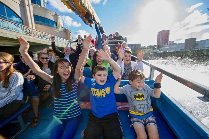 Halifax: Harbour Hopper City & Water Cruise in a Duck Boat - What the Harbour Hopper Is Really Like