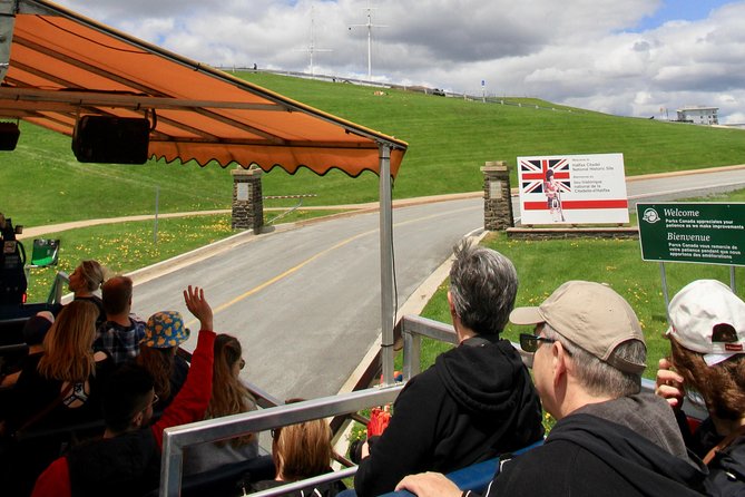 Halifax Harbour Hopper Tour - Guides who keep the hour moving