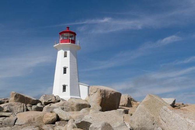 Halifax: Peggy's Cove tour - Leaving Halifax from the Maritime Museum