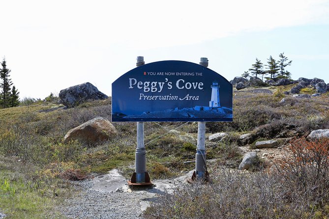 Halifax: Peggy's Cove tour - Peggy’s Cove Lighthouse and the classic photo