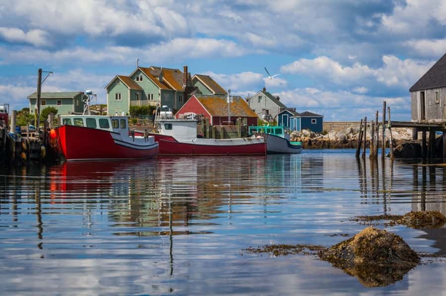 Halifax Small-Group Express Peggy’s Cove Tour - How much time you get at Peggy’s Cove