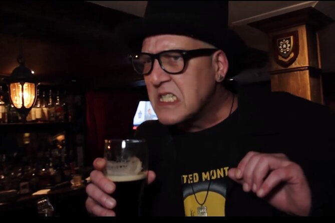 Haunted Montreal Pub Crawl - Walking, stairs, and group size