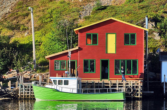 Historic St. John's Newfoundland and Cape Spear Tour - The guides make the short schedule work