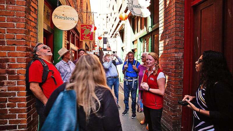 Iconic & Obscure Victoria Walking Tour - Is $16 a good value?