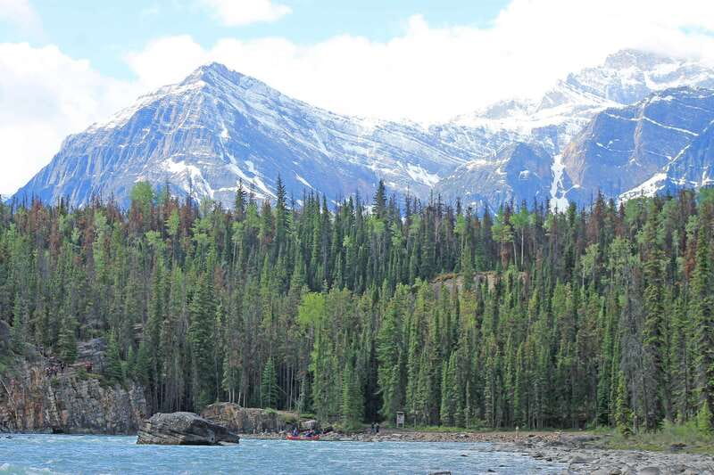 Jasper: Canyon Run Family Whitewater Rafting - Eight or nine rapids across 12 kilometres