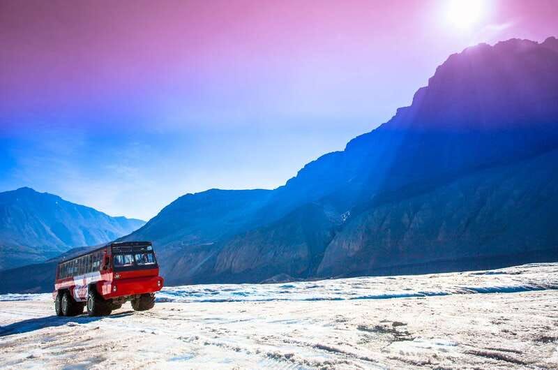 Jasper: Columbia Icefield Skywalk and Ice Explorer Ticket - Timing, crowds, and the best part of the day