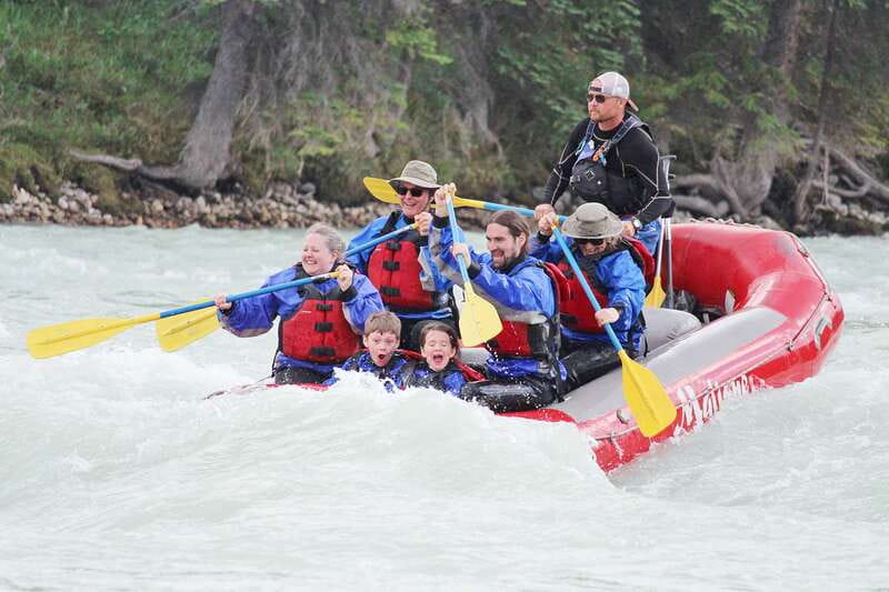 Jasper National Park Family Friendly Rafting Adventure - Practicing paddle commands before the rapids