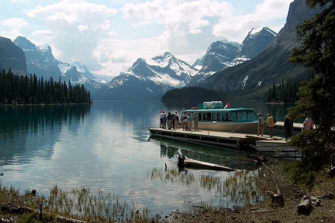 Jasper National Park Tour: Maligne Valley, Medicine Lake and Spirit Island - The guided hike alternative