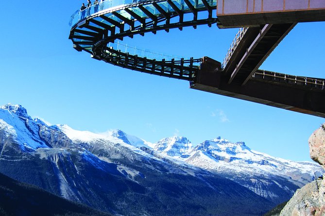Jasper to Banff One-Way Tour - Walking above Sunwapta Valley on the Glacier SkyWalk