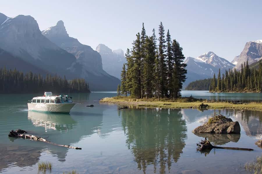 Jasper: Wildlife and Waterfalls Tour with Maligne Cruise - Why this Maligne Valley tour works so well