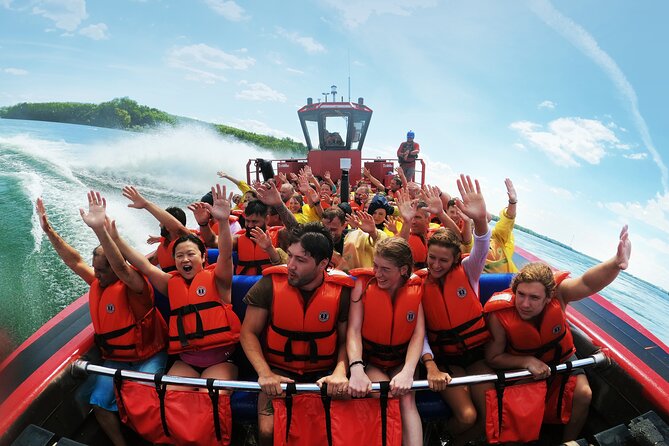 Jet Boating Montreal's Lachine Rapids - The St. Lawrence sightseeing run