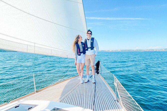 JFarwell Adventure Yacht Sailing in the Halifax Harbour - Setting sail across Halifax Harbour