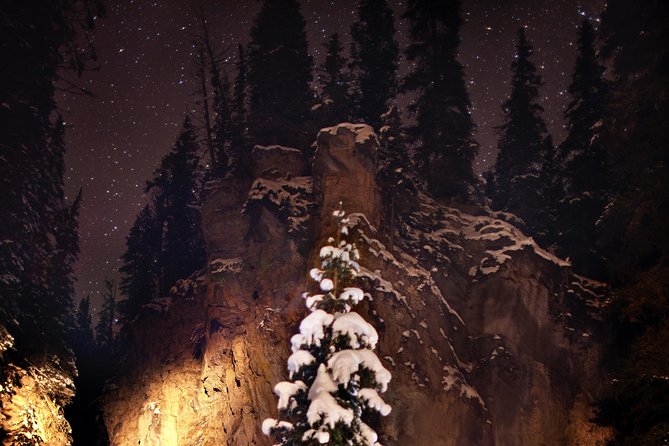 Johnston Canyon Evening Icewalk - The 2.2-kilometer route to Lower Falls
