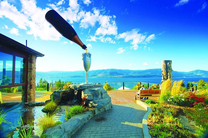 Kelowna or West Kelowna Afternoon Sightseeing Wine Tour - Four things to know before you book