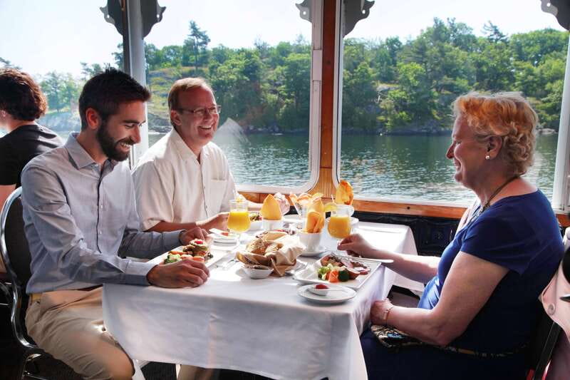 Kingston: Brunch Cruise of Thousand Islands - Why a Kingston morning on the water works so well