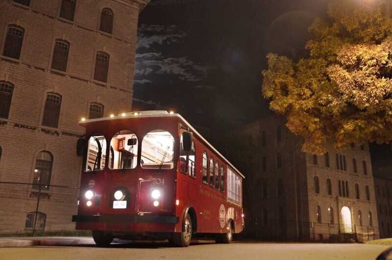 Kingston: Ghosts and Mysteries Trolley Tour - Fort Henry Hill and Deadman’s Bay