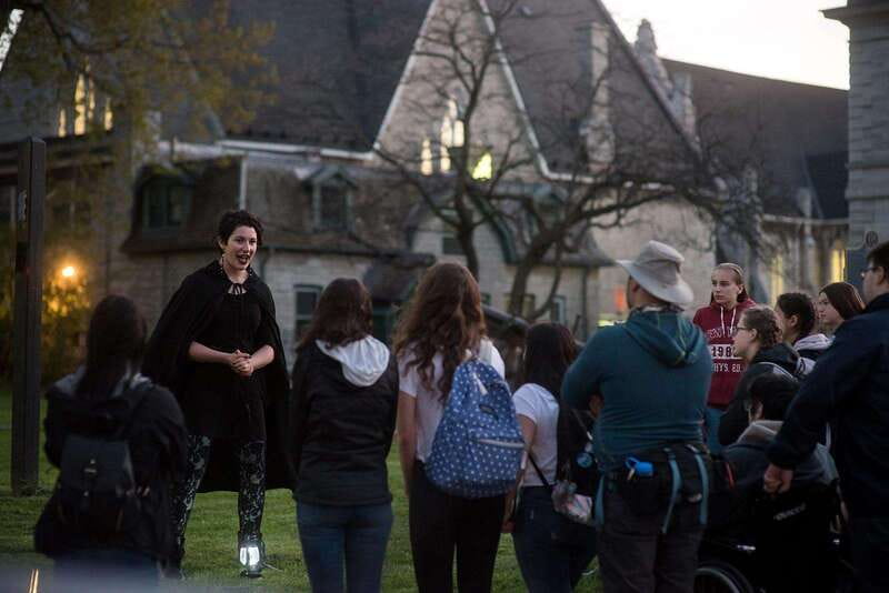 Kingston: Haunted Night Walking Tour - Hangings at the old courthouse