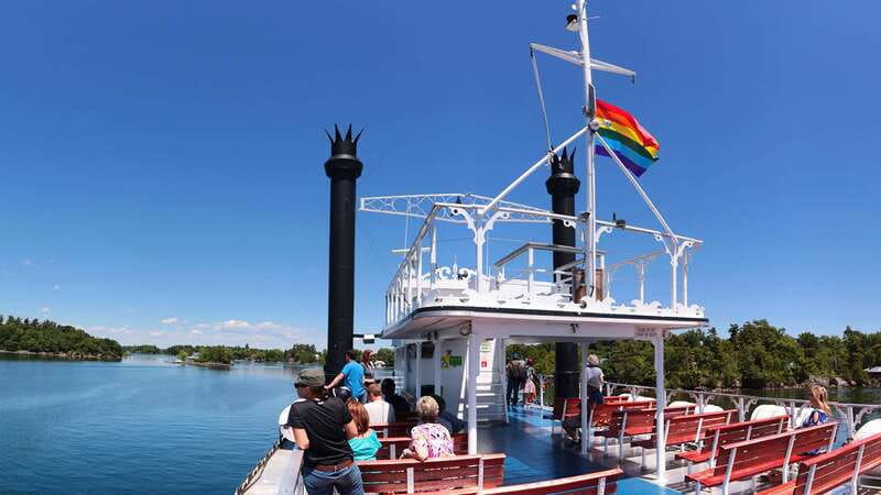 Kingston: Lunch Cruise of Thousand Islands - Music, stories, and the noise question