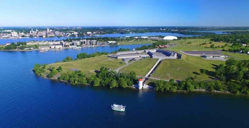Kingston: Waterfront Discovery Cruise - Cedar Island and the open waters of Lake Ontario