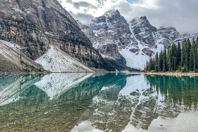 Lake Louise and Moraine Lake Small Group Half Day Tour - Guides who add practical help