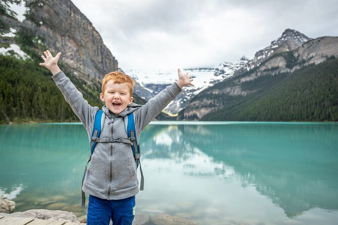 Lake Louise & Lake Moraine Tour - Guides, vehicle comfort, and group size
